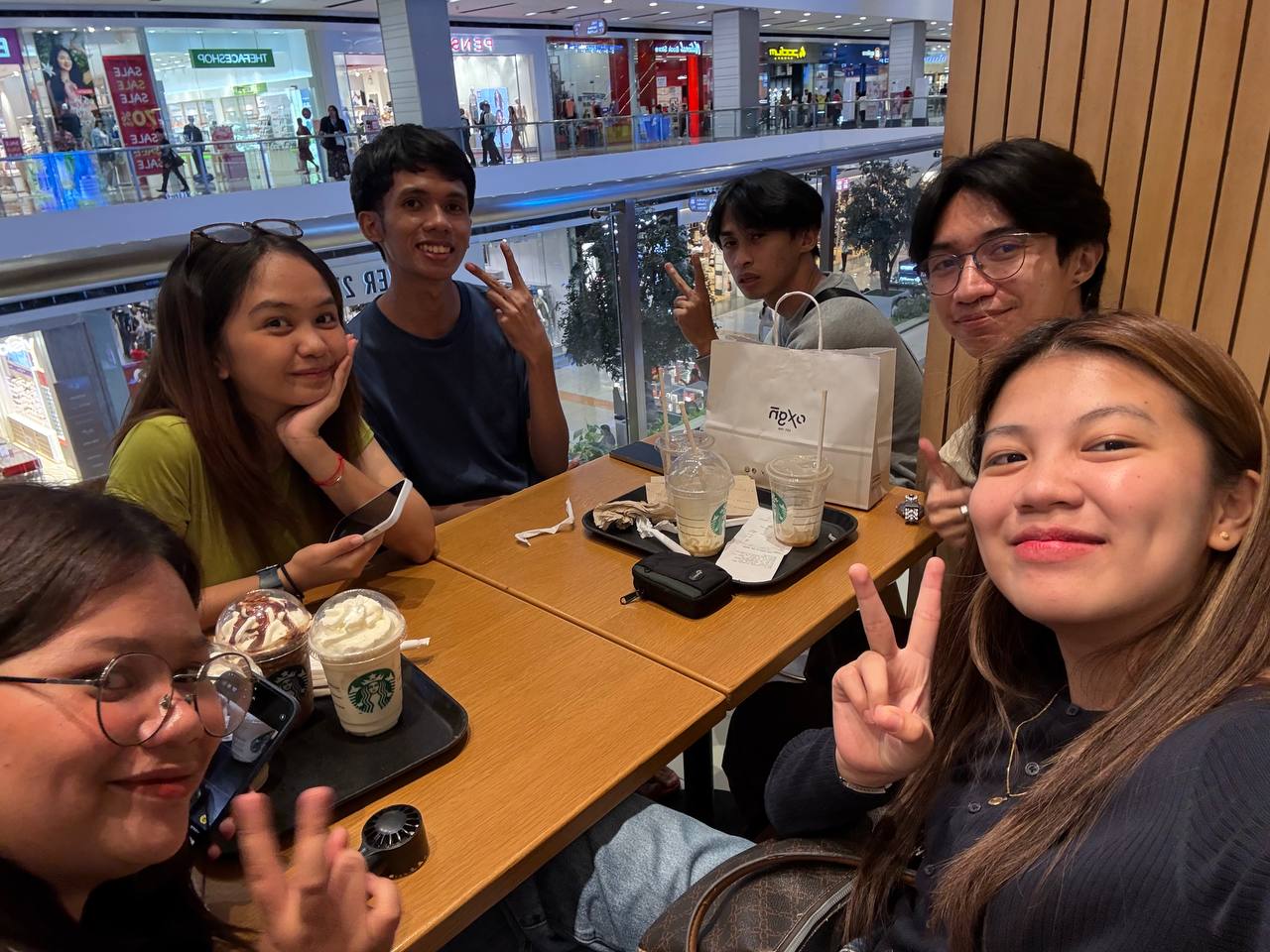 Starbucks SM Lanang — photo 6