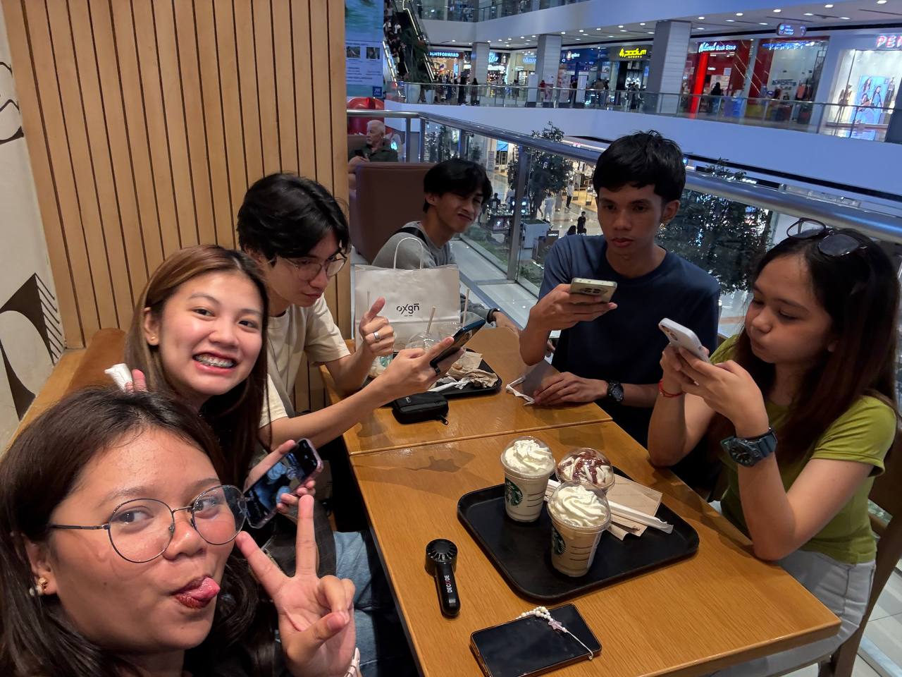 Starbucks SM Lanang — photo 9