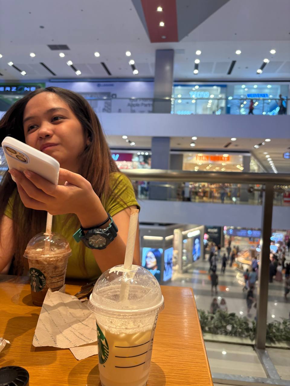 Starbucks SM Lanang — photo 11