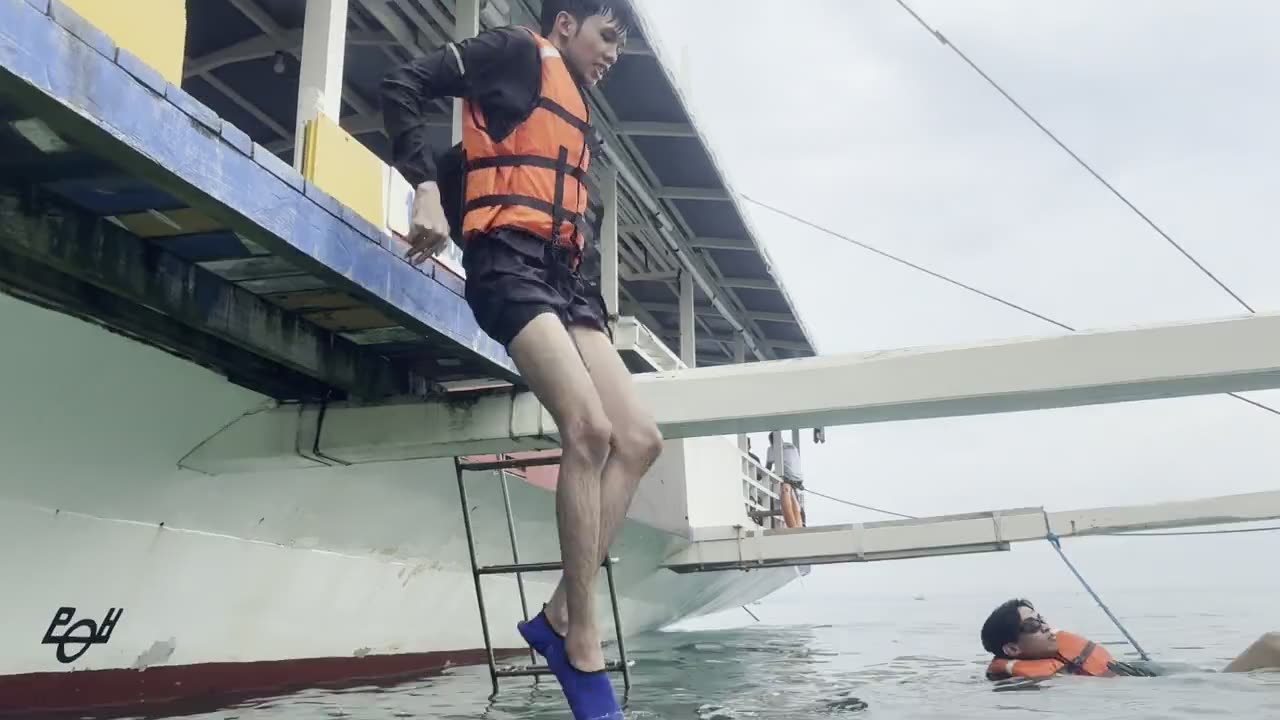 Talicud island hopping — clip 5